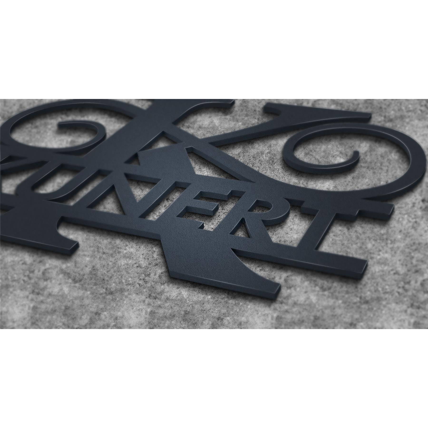 Personalisiertes Namensschild mit Monogramm in Anthrazit RAL 7016