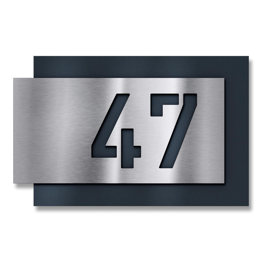 Metzler Hausnummernschild aus Edelstahl in Anthrazitgrau RAL7016