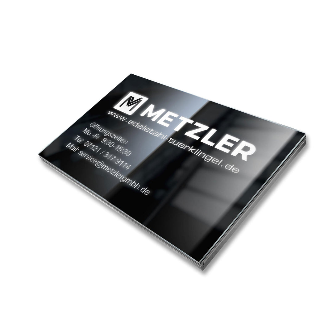 Firmenschild in Schwarz mit LED-Beleuchtung