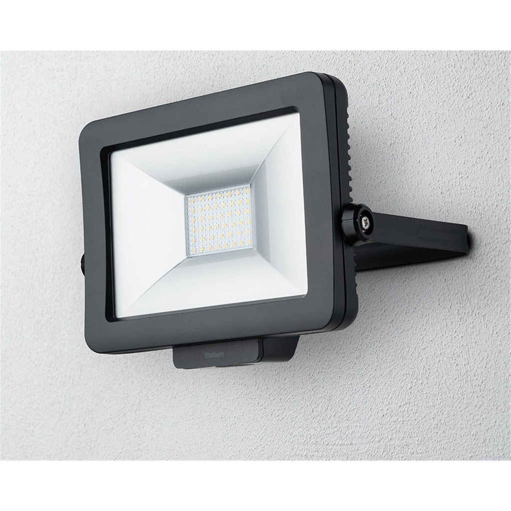 LED-Strahler | theLeda B30L