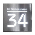 Hausnummernschild aus Edelstahl mit weißer LED-Beleuchtung