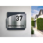 Metzler Edelstahl Hausnummernschild mit Straßennamen | Anthrazit RAL 7016 | Falko 1