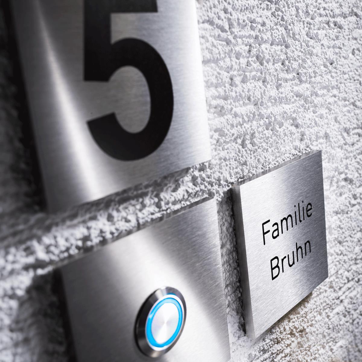 Design Klingelschild - mit Hausnummer aus Edelstahl