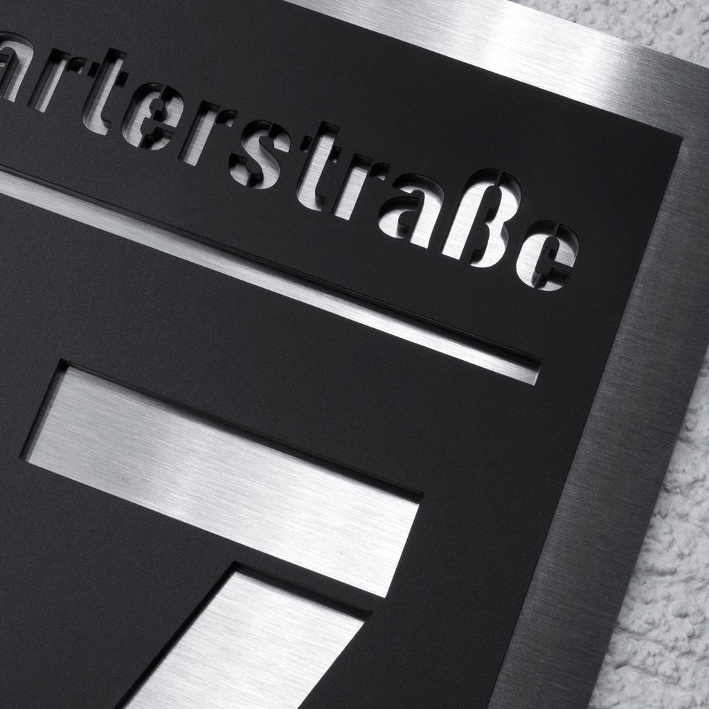 Design Hausnummer Caesar aus Edelstahl