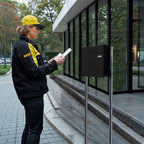 Metzler Standbriefkasten aus hochwertigem Stahl | Namensschild mit Papiereinleger | Hoffmann