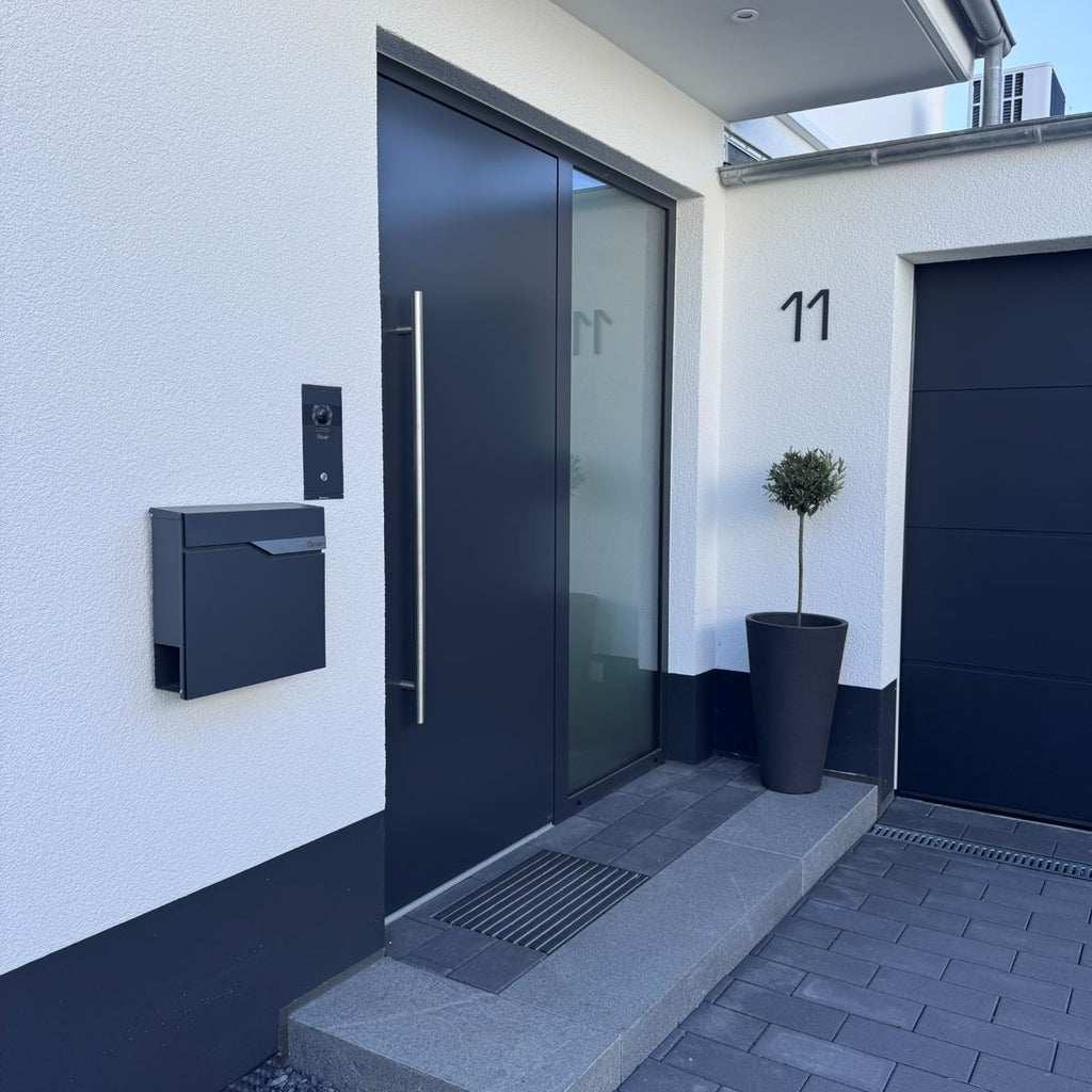 Metzler Hausnummer | Edelstahl | Modern | Anthrazitgrau | Höhe 20 cm