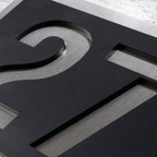 Hausnummernschild ausgestanzte Ziffer Edelstahl Schwarz