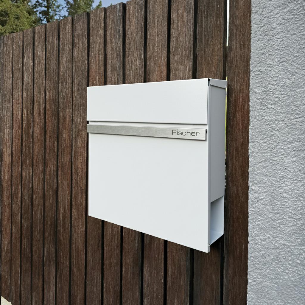 Metzler Briefkasten pulverbeschichtet | Lasergravur | Stelio