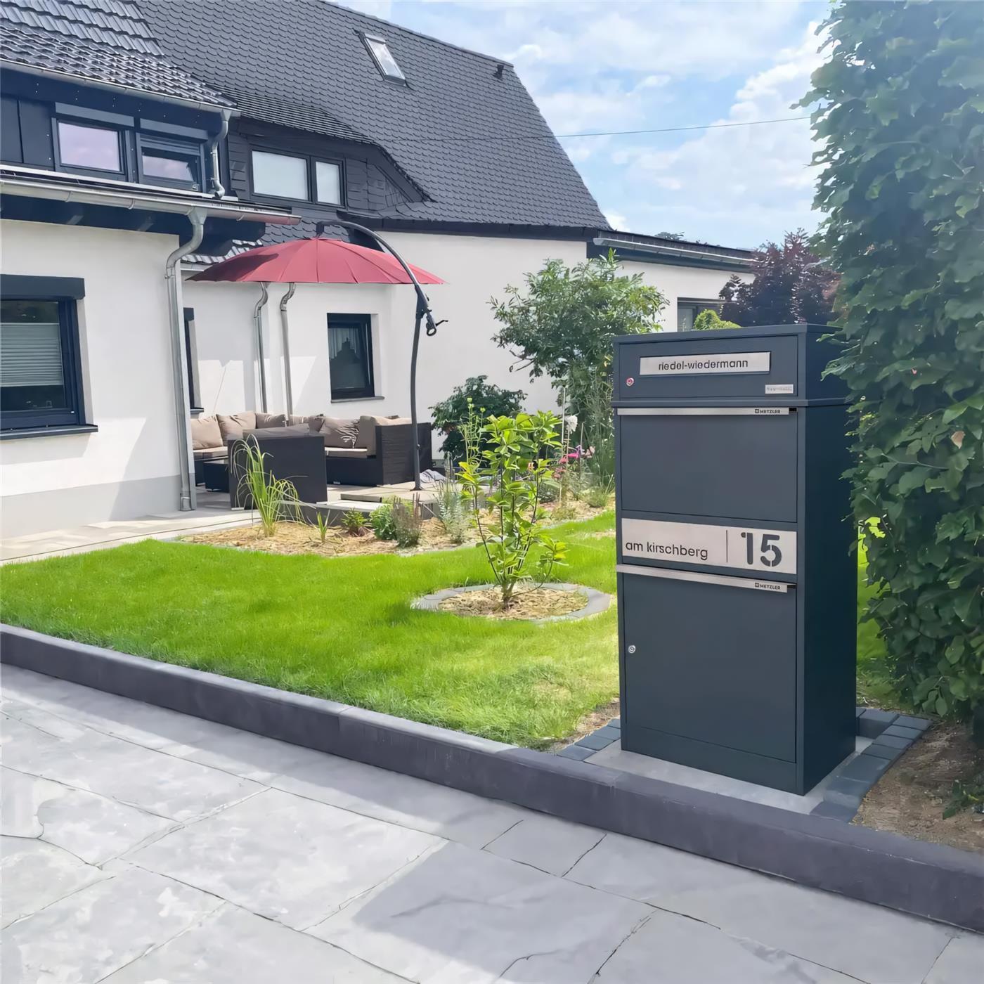 Metzler Paketbox mit Briefkasten | personalisiert mit Gravur | Edelstahl-Namensschild | mit Briefeinwurf | Bispo 2