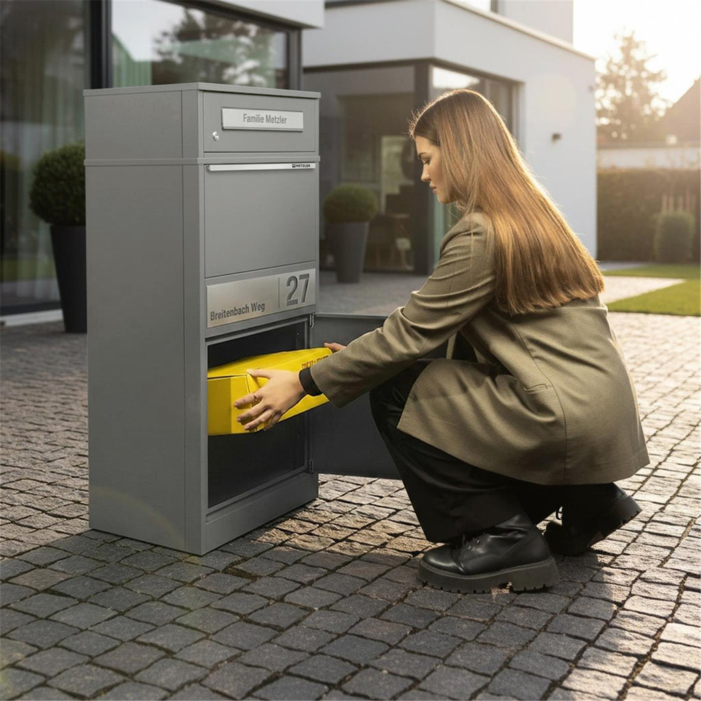 Metzler Paketbox mit Briefkasten | personalisiert mit Gravur | Edelstahl-Namensschild | mit Briefeinwurf | Bispo 2