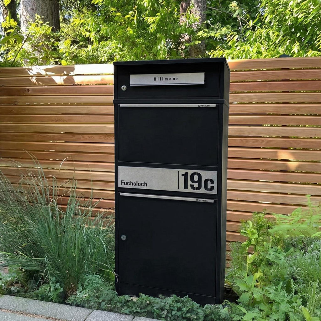 Metzler Paketbox mit Briefkasten Bispo 2 personalisiert, Edelstahl-Namensschild mit Gravur, RAL-Farben, witterungsbeständig
