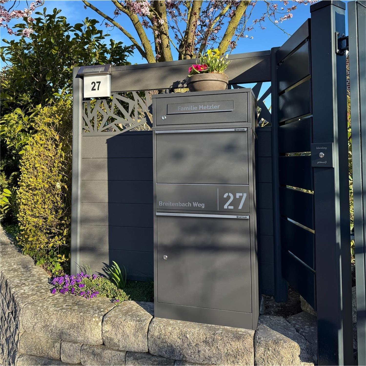 Metzler Paketbox mit Briefkasten | personalisiert mit Gravur | Edelstahl-Namensschild | mit Briefeinwurf | Taren