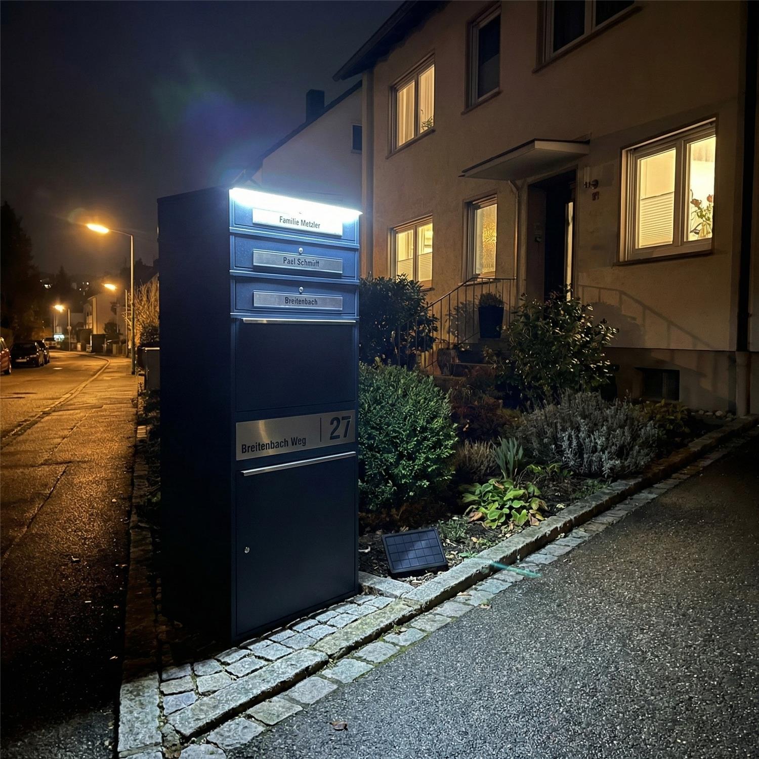 Metzler Paketbox XL mit 3 Briefkästen | LED | personalisiert mit Gravur | RAL 7016 Anthrazit | Bispo Max 2