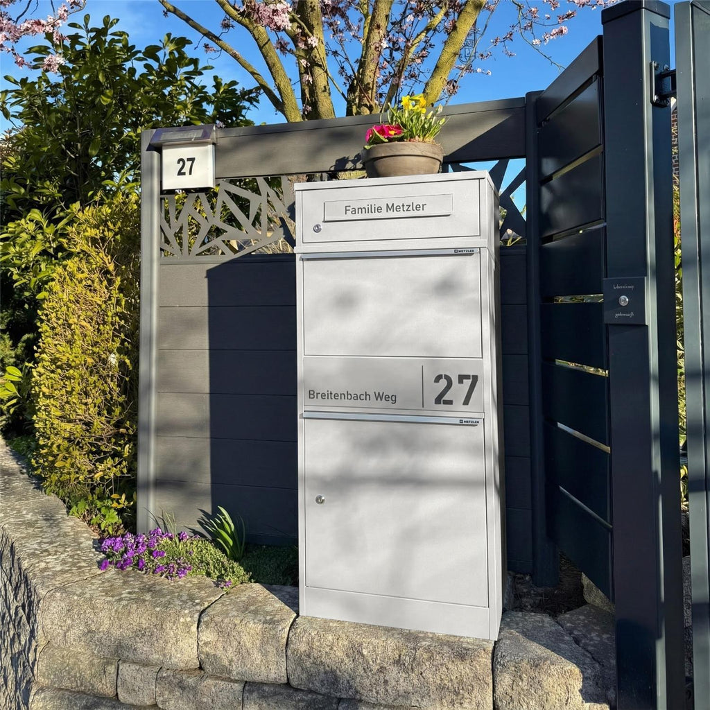 Metzler Paketbox mit Briefkasten | personalisiert mit Gravur | Edelstahl-Namensschild | mit Briefeinwurf | Taren