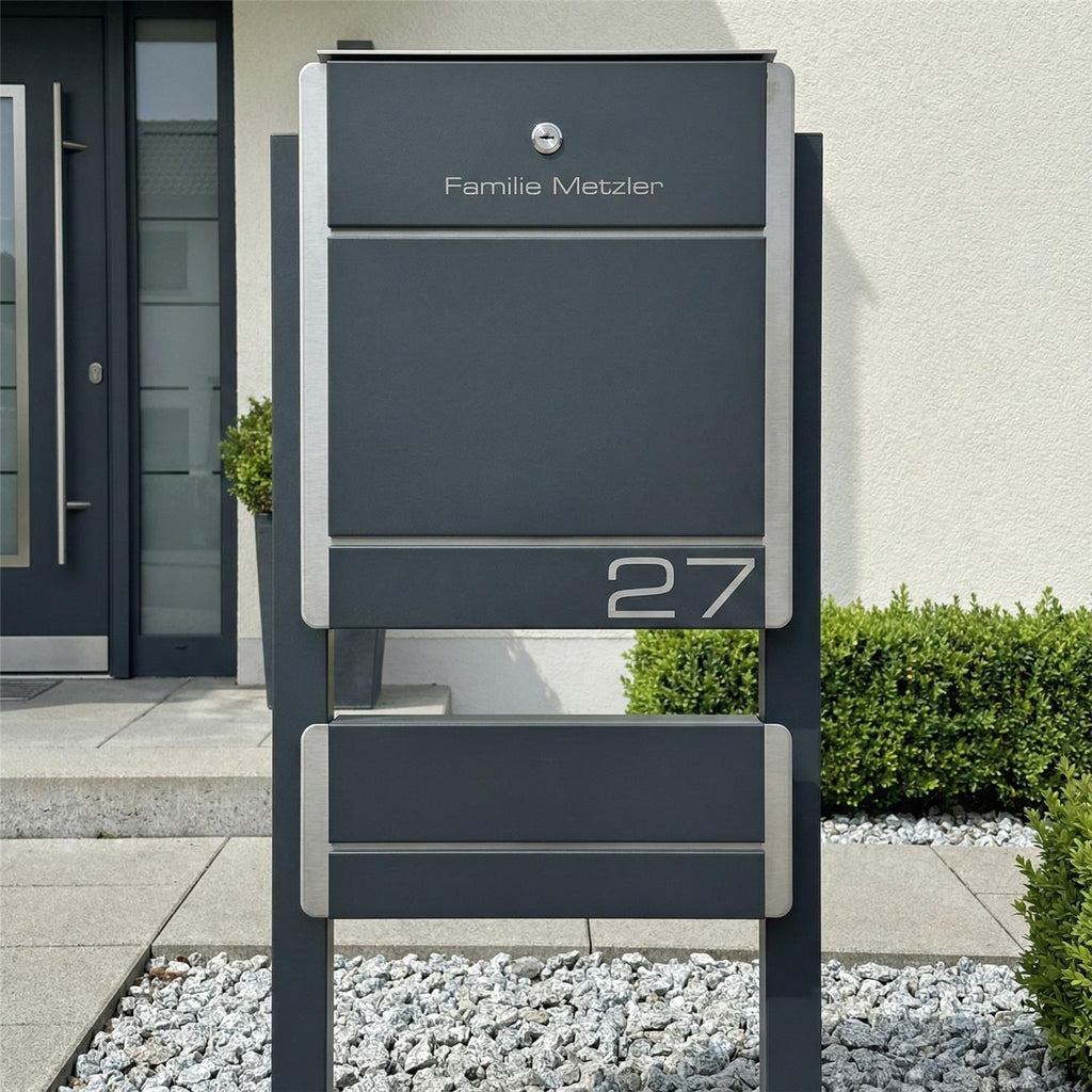 Metzler Standbriefkasten Anthrazit Gravur + Zeitungsfach optional | 01