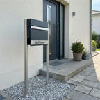 Metzler Standbriefkasten massiv | mit personalisierbarer Edelstahlblende | Asta