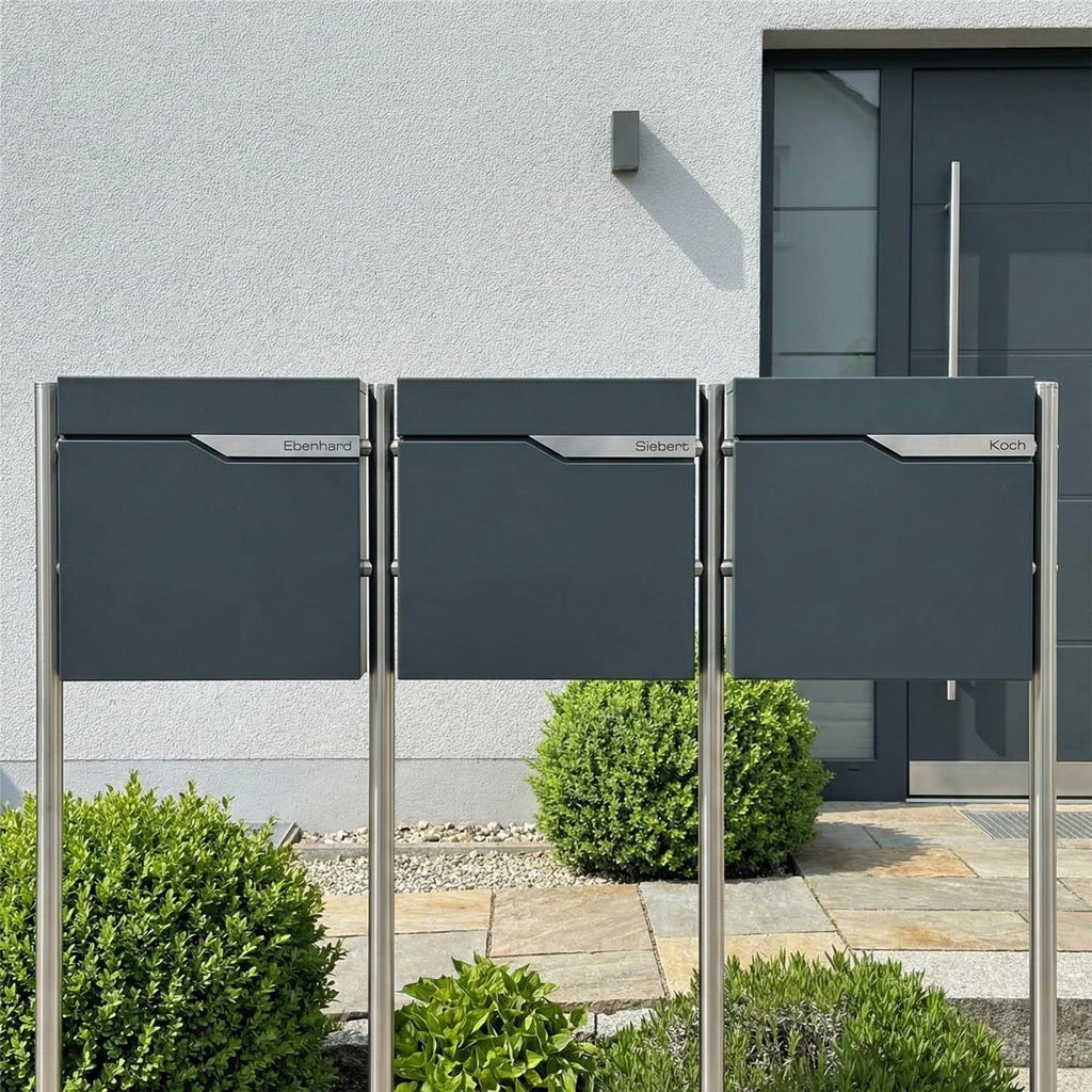 Metzler Standbriefkasten Mehrfamilienhaus | 3er | personalisiert mit Gravur