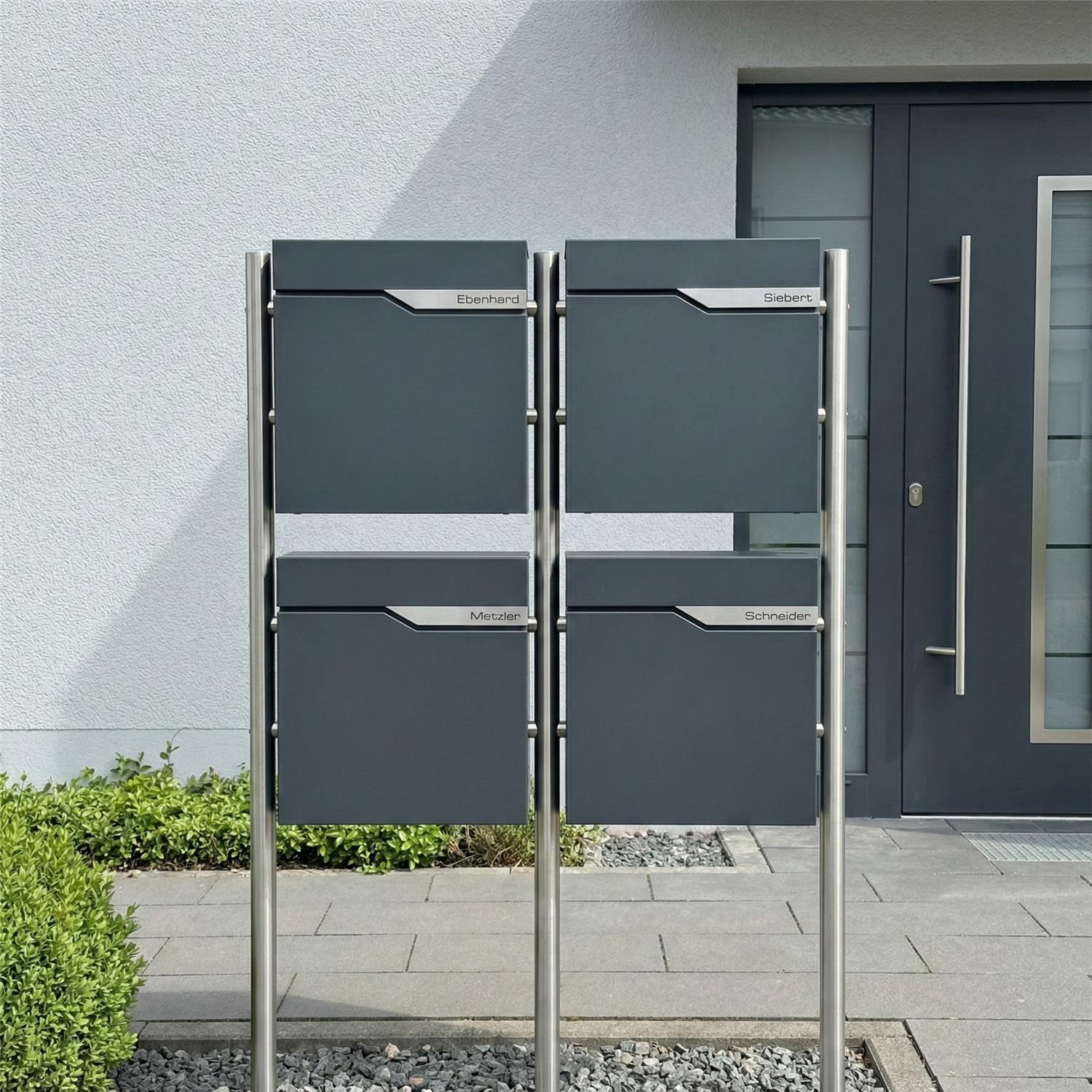 Metzler Standbriefkasten Mehrfamilienhaus | 4er | personalisiert mit Gravur