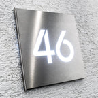 LED- Hausnummernschild aus Edelstahl