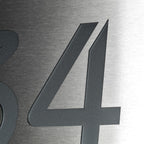 Hausnummernschild aus Edelstahl gebürstet