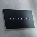 LED-Firmenschild in Schwarz mit 3D-Profilbuchstaben