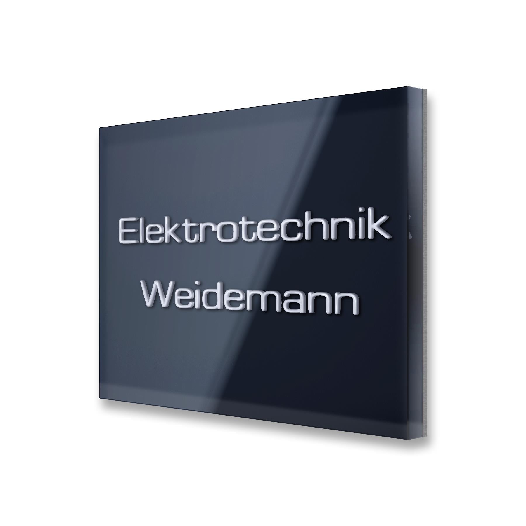 Namensschild in Anthrazit mit 3D-Tiefengravur