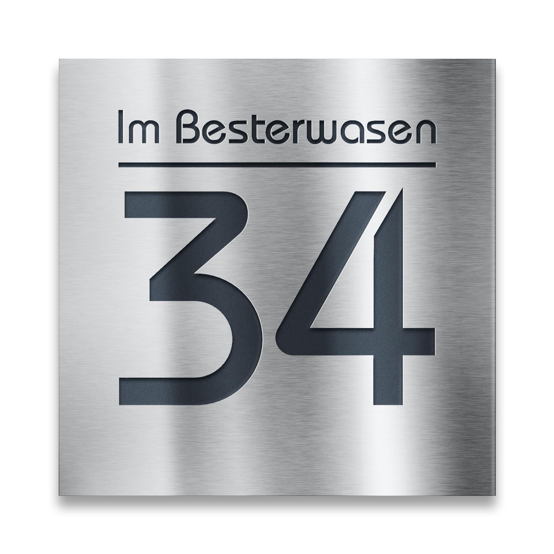 Quadratisches Hausnummernschild aus Edelstahl in Anthrazit mit Straße