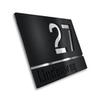 Hausnummernschild mit Straßennamen aus Edelstahl | 25 x 17,5 cm